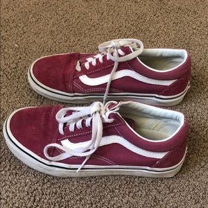 Maroon VANS readmore